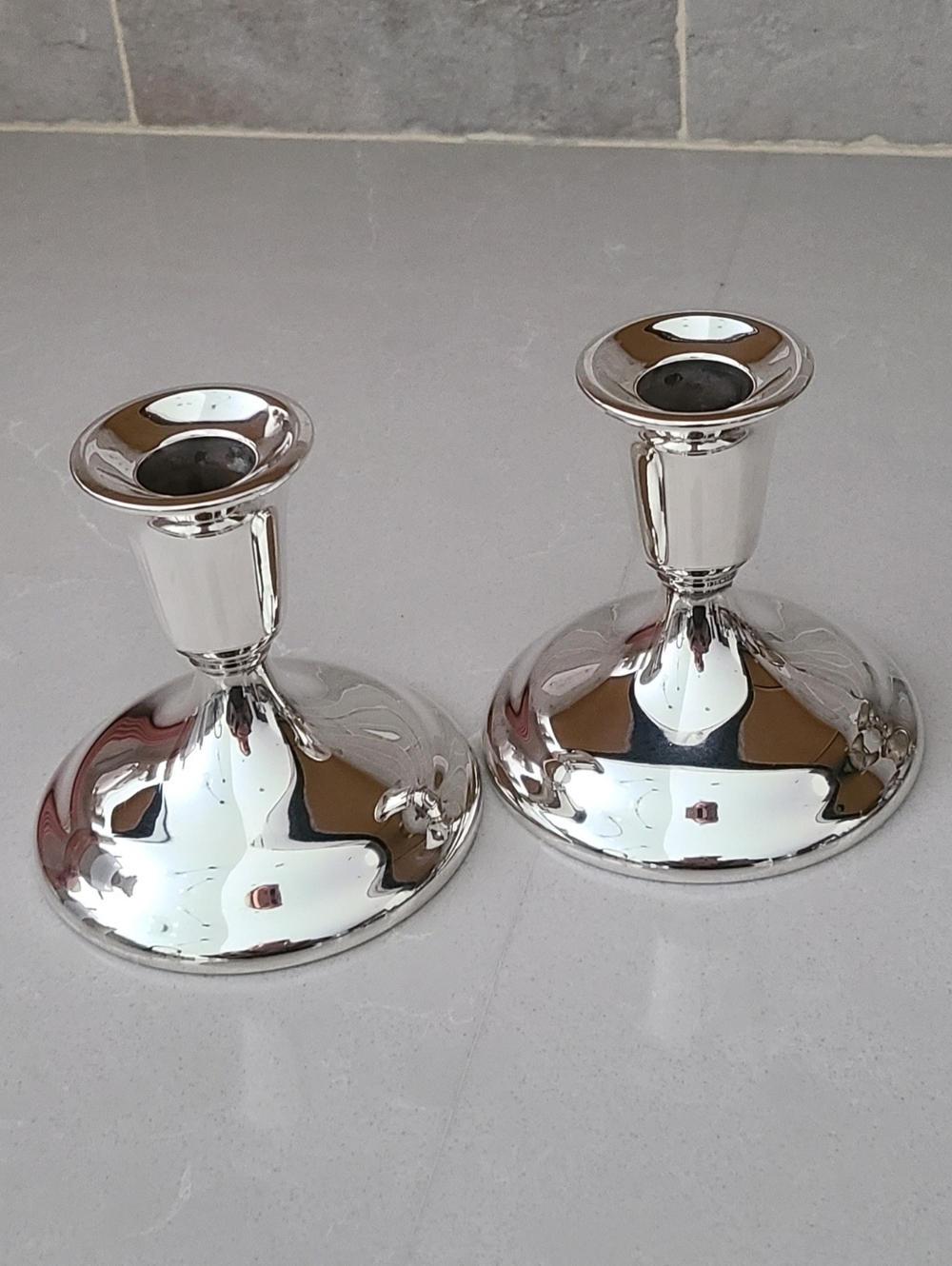 Set of 2 Vintage Silver Plated Candle Holders - Picture 5 of 7